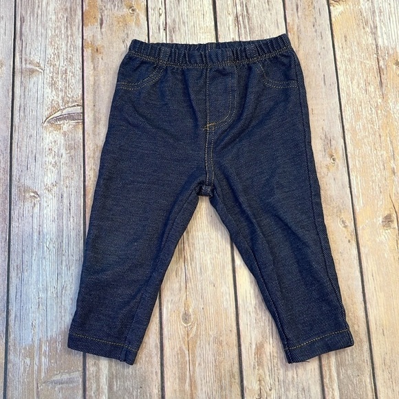 Baby girls Carter’s floral outfit with jeans - Picture 6 of 9